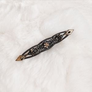 Black Floral Decorative Brooch